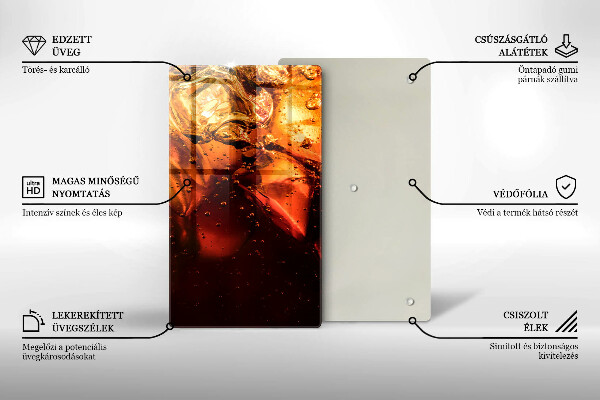 Skärbräda i glas Cola drink med is