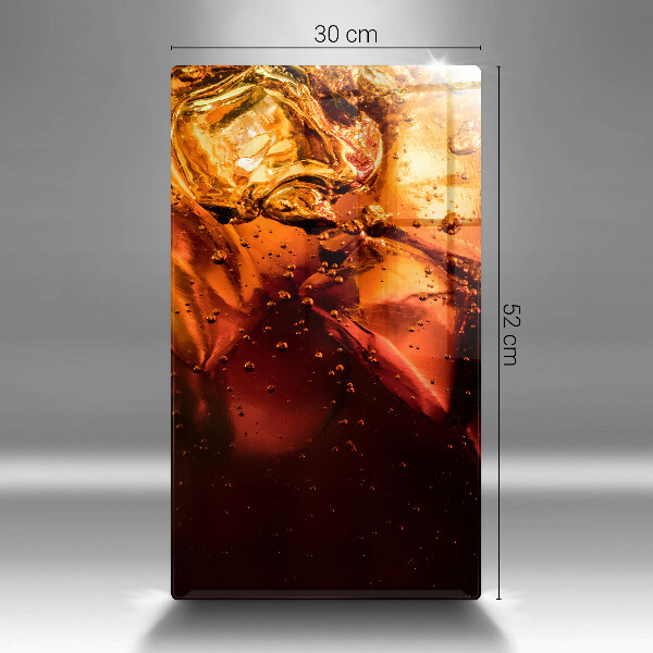 Skärbräda i glas Cola drink med is