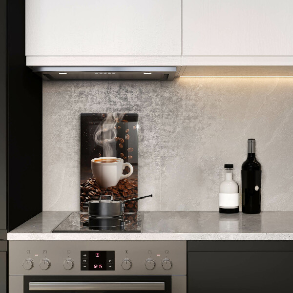 Skärbräda i glas En varm kopp kaffe