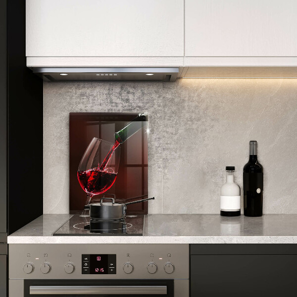 Skärbräda i glas Ett glas vin