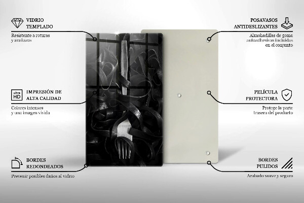 Skärbräda i glas Svart pasta och gaffel