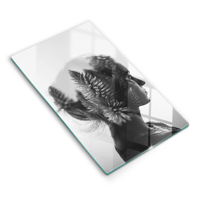 Skärbräda i glas Kvinnan och skogen