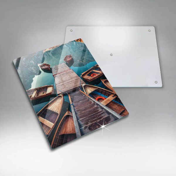 Skärbräda i glas Båtar på sjön