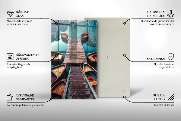Skärbräda i glas Båtar på sjön