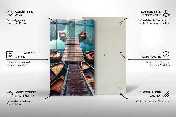 Skärbräda i glas Båtar på sjön