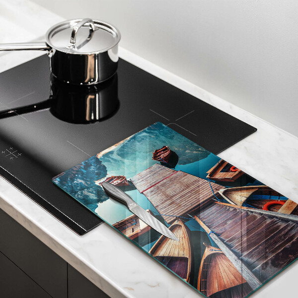 Skärbräda i glas Båtar på sjön