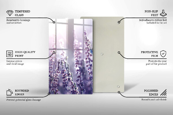 Skärbräda i glas Vildblommor och en fjäril