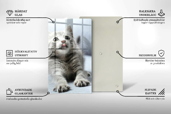Skärbräda i glas Liten söt kattunge