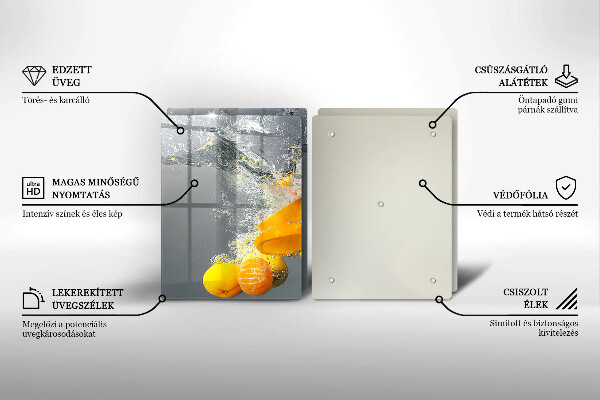 Skärbräda glas Citroner i vatten