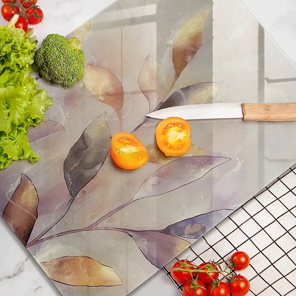 Glasskärbräda med målade boho-löv