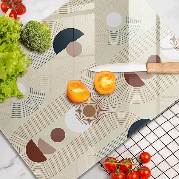 Glasskärbräda med geometriska boho-former