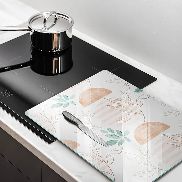 Skärbräda i glas med boho-lövmönster