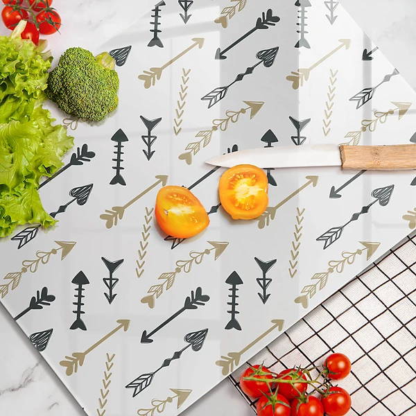 Glasskärbräda med boho pilmönster