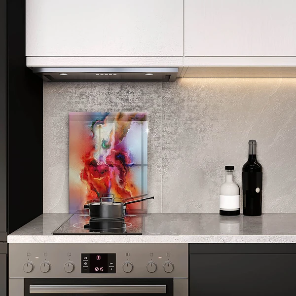 Glasskärbräda med rökigt abstrakt motiv