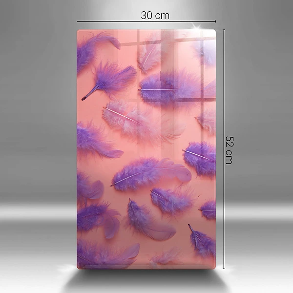 Glasskärbräda med motiv av fluffiga fjädrar