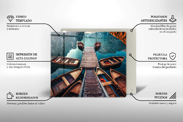 Skärbräda av glas Båtar på sjön