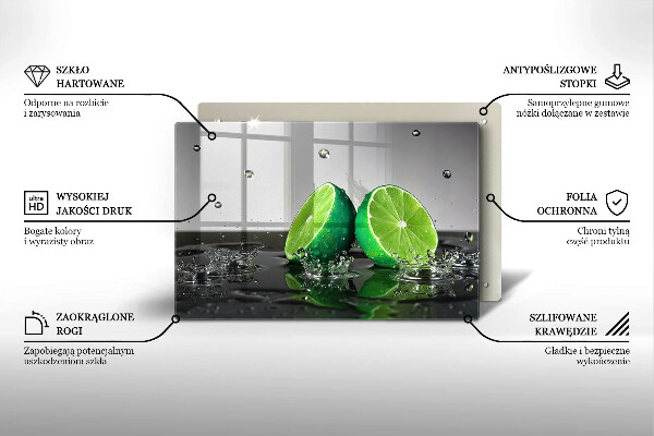 Skärbräda glas modern Saftiga lime och vatten