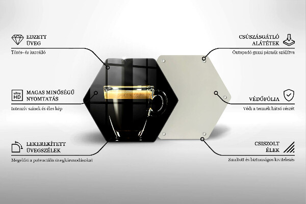 Skärbräda glas sexhörning Ett glas svart kaffe