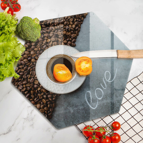 Skärbräda glas sexhörning Kaffebönor och kopp