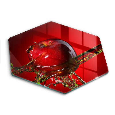 Skärbräda glas sexhörning Äppelfrukt i vatten