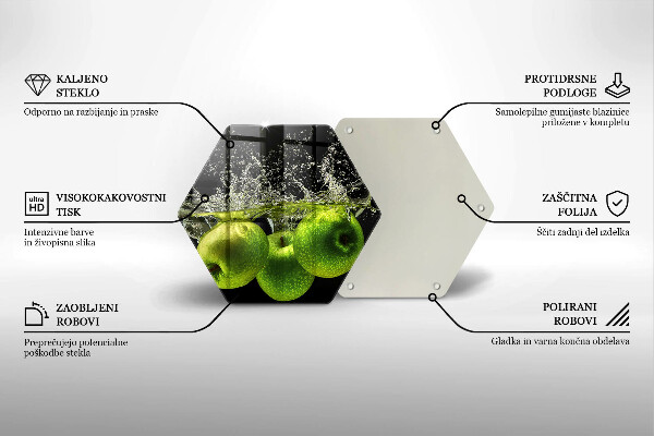Skärbräda glas sexhörning Gröna äpplen och vatten