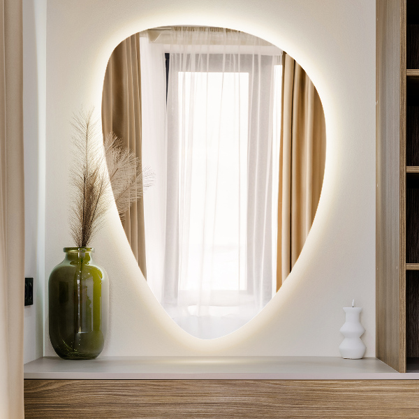 Äggformad LED-spegel 57x80 cm