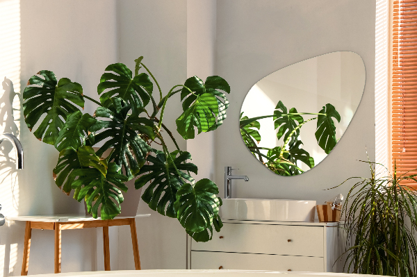 Spegel organisk form badrum 48x48 cm