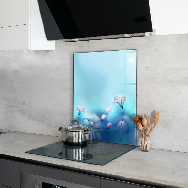 Stänkskydd kök Blommor bakom morgondimman