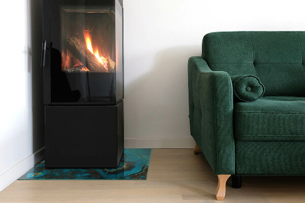 Kvadratisk glasskiva under braskamin Abstrakt organiskt mönster