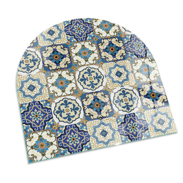 Halvoval glasskiva under kamin Mosaikmönster med blommor