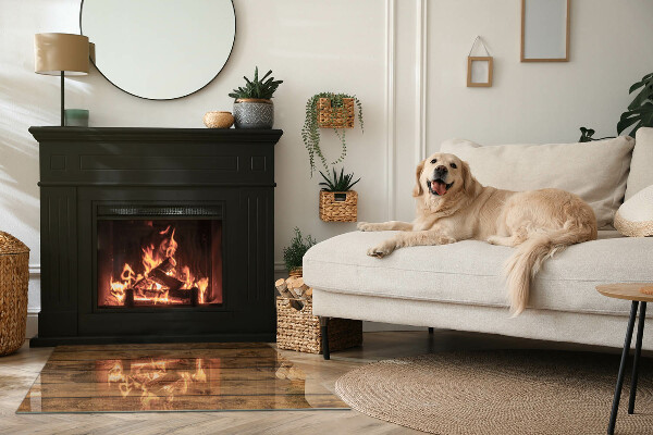 Rektangulär glasskiva under braskamin Träplank med årringar